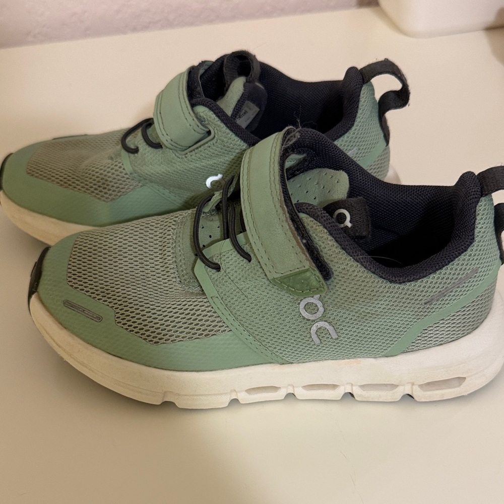 On Running Kids Mint Green and Black Sneakers